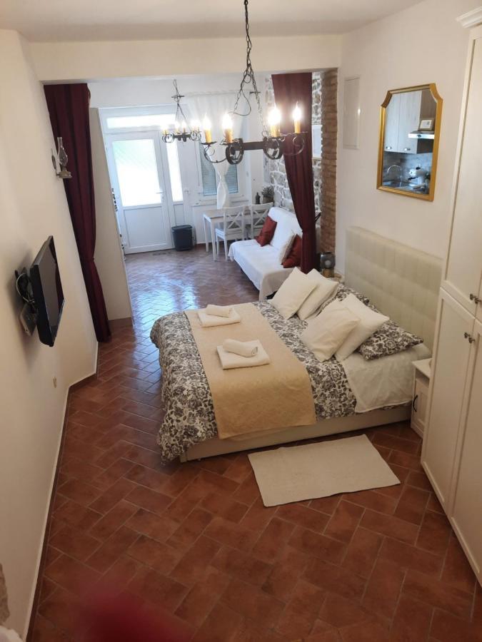 Old Town Rab Studio Apartment Rab Town Eksteriør bilde